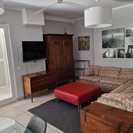 Residence Appartamenti Casa Vacanze Abbazia Pesaro Eksteriør bilde